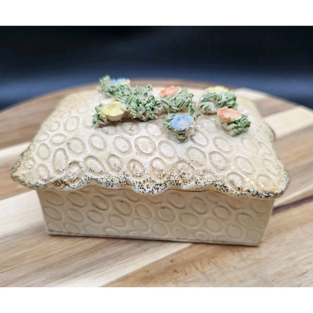 Vintage Porcelain Trinket/Jewelry Box With Applied Flowers On Lid